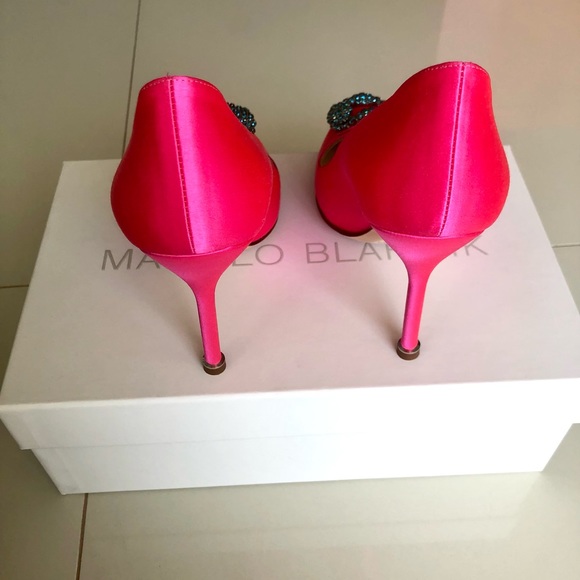 NEW!! Manolo Blahnik Hangisi 105mm Pumps, size 6. - Picture 3 of 7